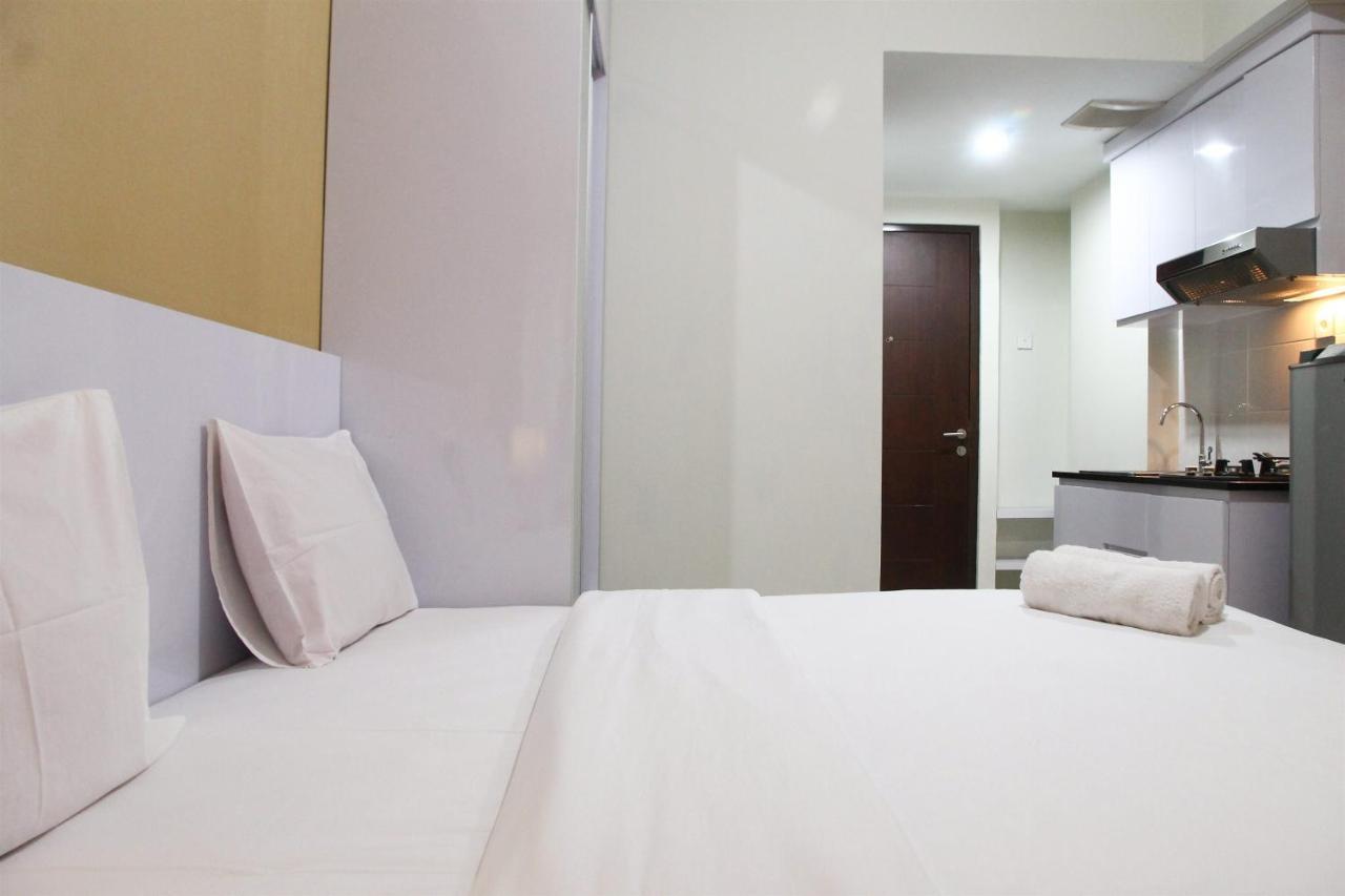 Comfortable Studio Apartment Grand Dhika City By Travelio เบกาซิ ภายนอก รูปภาพ