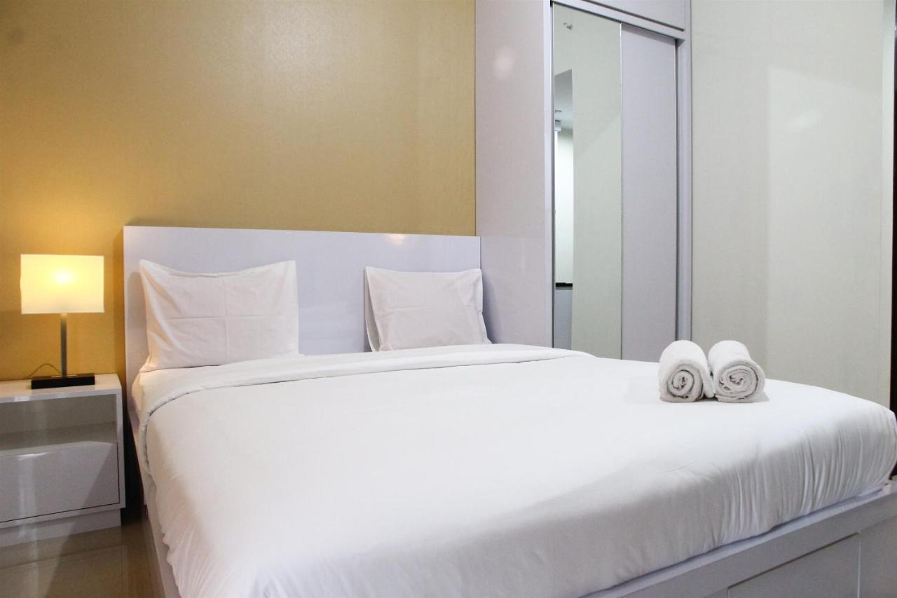 Comfortable Studio Apartment Grand Dhika City By Travelio เบกาซิ ภายนอก รูปภาพ